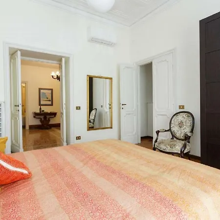 Piazza Del Popolo Luxory شقة روما